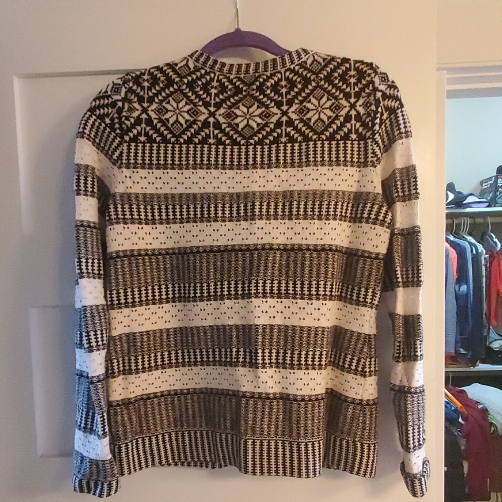 Sweater - Picture 2 of 4